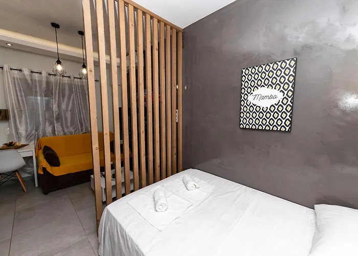 Modern In Historic Old Town With Private Terrace * Thessaloniki
