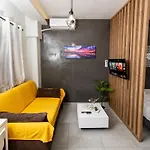 Modern In Historic Old Town With Private Terrace *