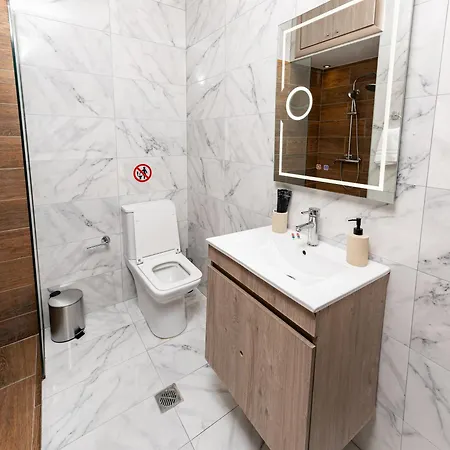 Appartamento Modern In Historic Old Town With Private Terrace Salonicco