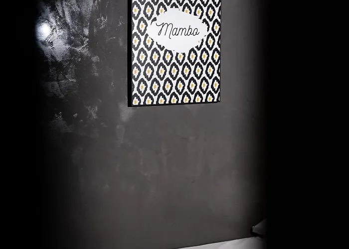 Modern In Historic Old Town With Private Terrace *